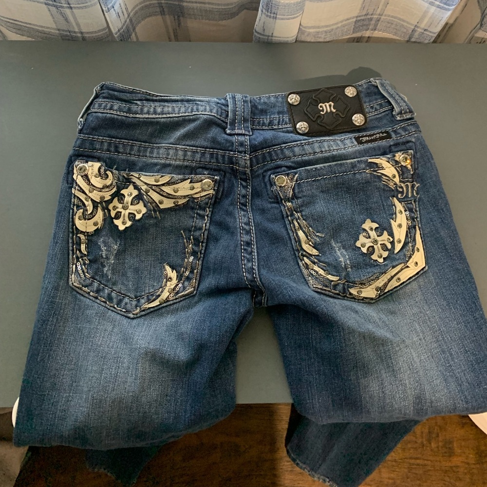 Miss Me Straight legged jeans